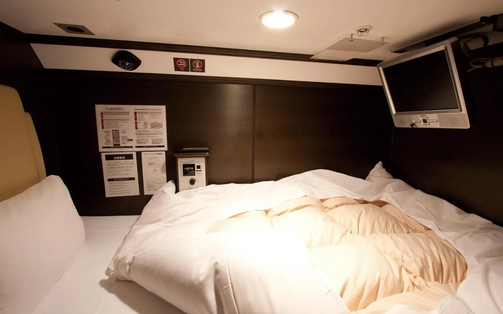 Hearts Capsule Hotel & Spa Nakasu -Male Only- Fukuoka